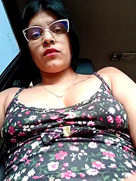 naughty-girl01 online show from 26, 2, 2025