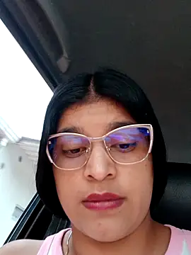 naughty-girl01 online show from 2, 3, 2025