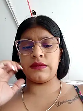 naughty-girl01 online show from 13, 3, 2025