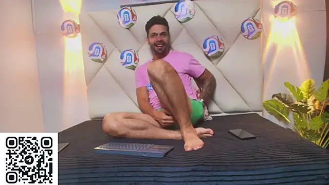 Snapshot of max_ashley_mds chatting on 3, 7, 2026 max ashley mds online show from 3, 7, 2026