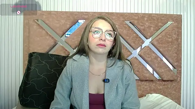 Snapshot of _isaabellaa chatting on 4, 6, 2026 isaabellaa online show from 4, 6, 2026