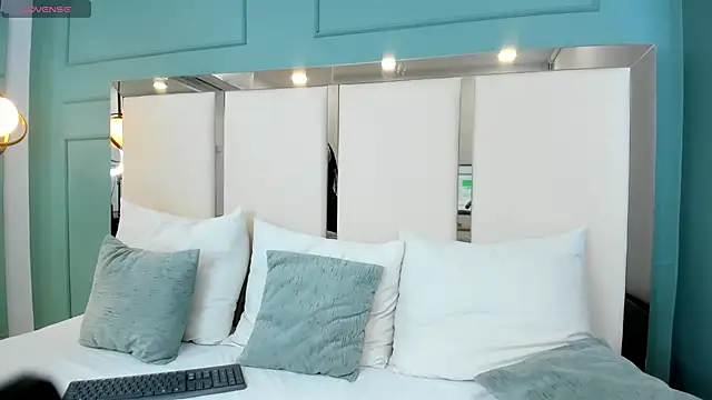 helen kinett online show from 22, 12, 2024