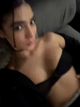 Olivia Collins1 online show from 30, 11, 2025