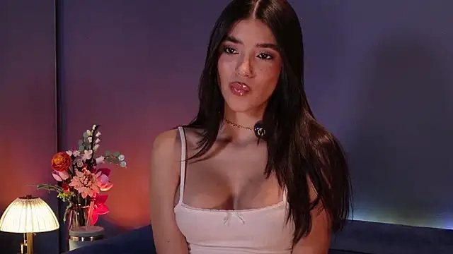 Snapshot of Olivia_Collins1 chatting on 12, 6, 2026 Olivia Collins1 online show from 12, 6, 2026
