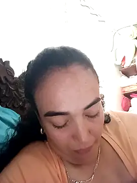 skayhot  online show from 31, 1, 2025