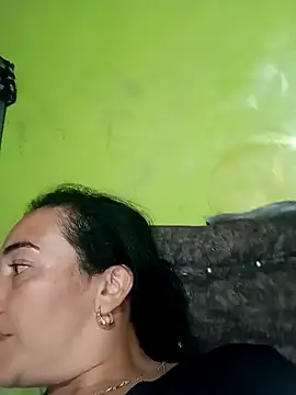 skayhot  online show from 3, 2, 2025