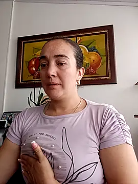 skayhot  online show from 6, 3, 2025