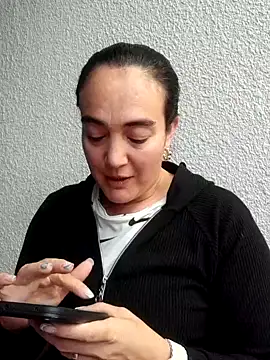 skayhot  online show from 29, 9, 2025