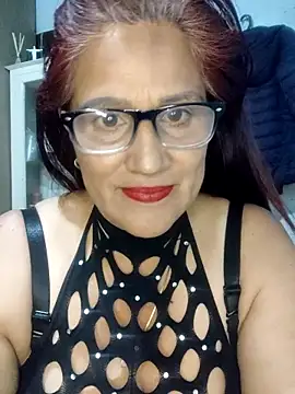 Edged Hot69 online show from 28, 10, 2025