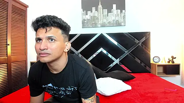 Snapshot of toyboys1 chatting on 16, 4, 2026 toyboys1 online show from 16, 4, 2026