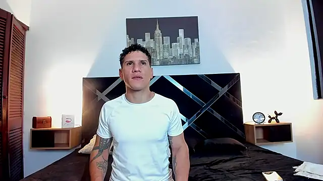 Snapshot of toyboys1 chatting on 25, 4, 2026 toyboys1 online show from 25, 4, 2026