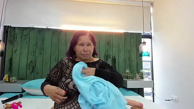 Snapshot of girl_amada chatting on 16, 4, 2026 girl amada online show from 16, 4, 2026