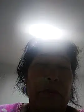 girl amada online show from 27, 5, 2026