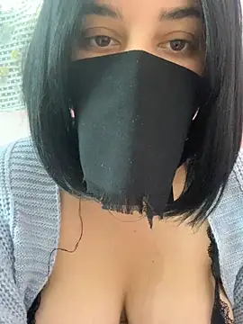 Snapshot of Miss-Soka chatting on 2, 3, 2025 Miss-Soka online show from 2, 3, 2025