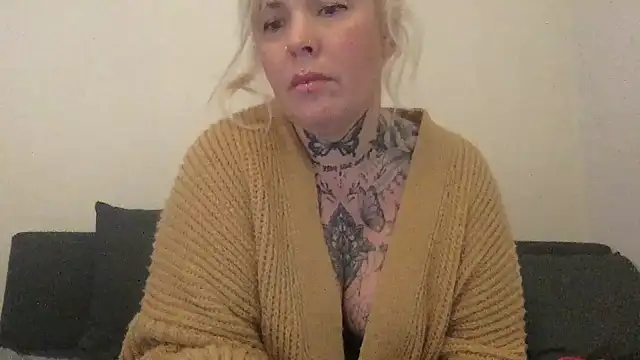 blondy40 online show from 22, 2, 2025