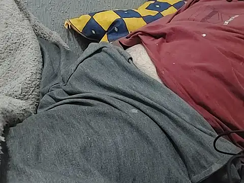 mfreitas005 online show from 2, 10, 2025