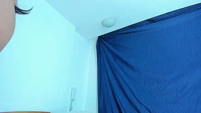 emiily15   online show from 6, 1, 2025