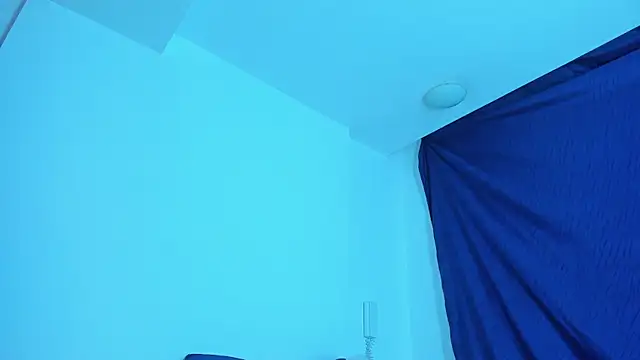 emiily15   online show from 8, 1, 2025