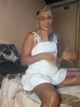 Goodgirlsue 77 online show from 25, 10, 2025