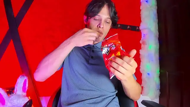 LilOwen  online show from 23, 2, 2026