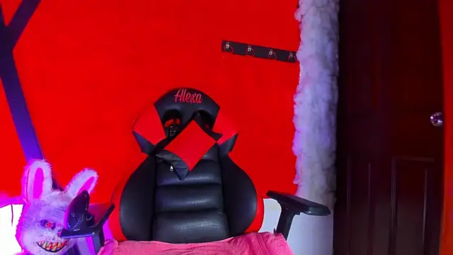 LilOwen  online show from 21, 3, 2026