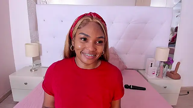 Isla Scott online show from 29, 11, 2025