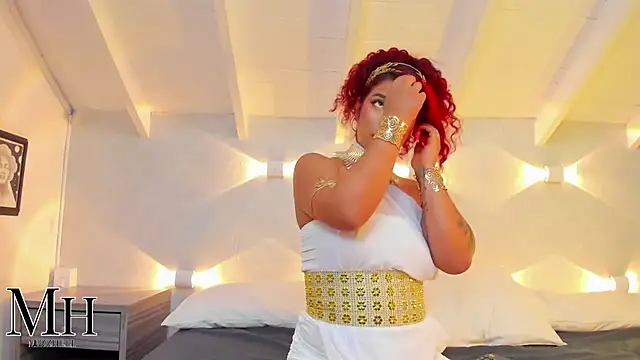 Snapshot of MizzHell chatting on 25, 10, 2025 MizzHell online show from 25, 10, 2025