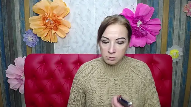 Snapshot of ElizabethSho chatting on 9, 4, 2026 ElizabethSho online show from 9, 4, 2026