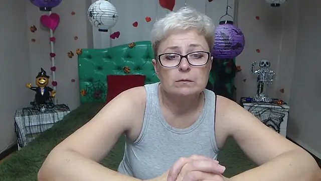 EmiliaGree online show from 29, 10, 2025