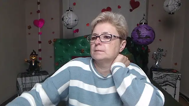 EmiliaGree online show from 8, 11, 2025