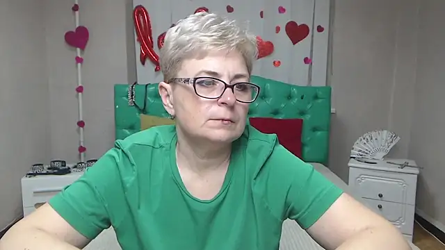Snapshot of EmiliaGree chatting on 26, 3, 2026 EmiliaGree online show from 26, 3, 2026