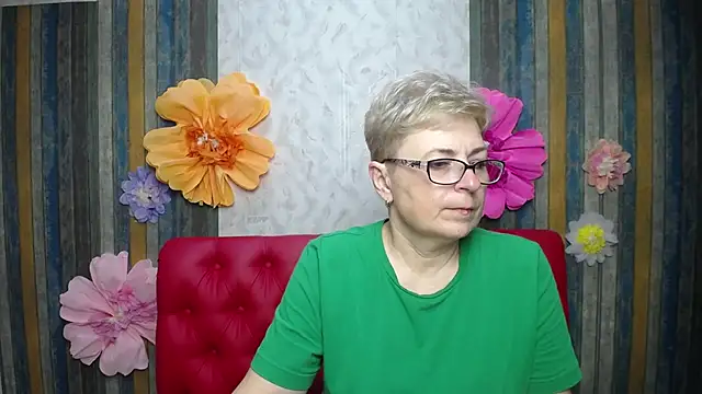 Snapshot of EmiliaGree chatting on 28, 3, 2026 EmiliaGree online show from 28, 3, 2026