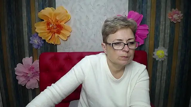 Snapshot of EmiliaGree chatting on 19, 4, 2026 EmiliaGree online show from 19, 4, 2026