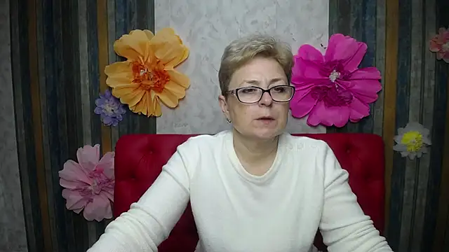 Snapshot of EmiliaGree chatting on 3, 5, 2026 EmiliaGree online show from 3, 5, 2026