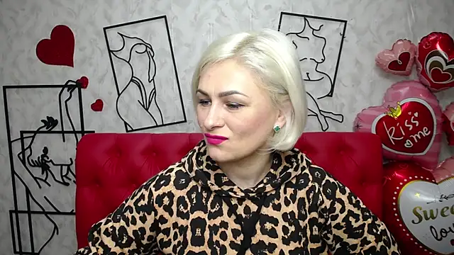 Snapshot of OliviaHorst chatting on 5, 3, 2025 OliviaHorst online show from 5, 3, 2025