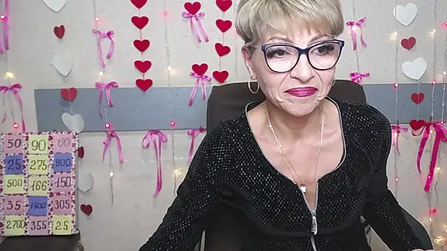 Snapshot of EllaBonito chatting on 28, 2, 2025 EllaBonito online show from 28, 2, 2025