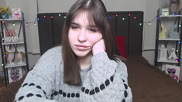 Snapshot of LauraHlot chatting on 10, 2, 2025 LauraHlot online show from 10, 2, 2025