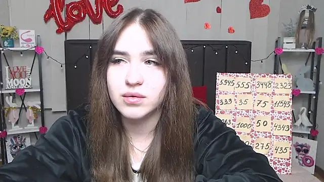 Snapshot of LauraHlot chatting on 17, 3, 2025 LauraHlot online show from 17, 3, 2025