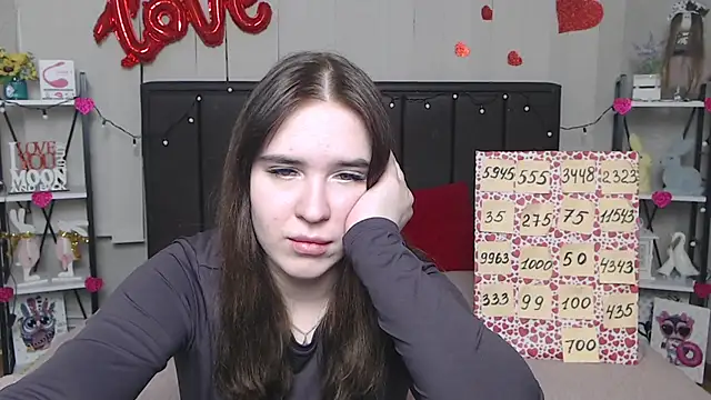 Snapshot of LauraHlot chatting on 21, 3, 2025 LauraHlot online show from 21, 3, 2025