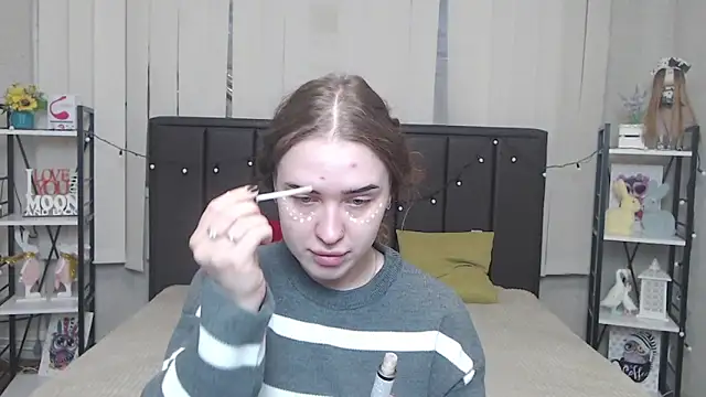 Snapshot of LauraHlot chatting on 29, 9, 2025 LauraHlot online show from 29, 9, 2025