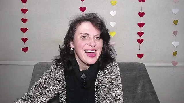 LuciaMii online show from 22, 2, 2025