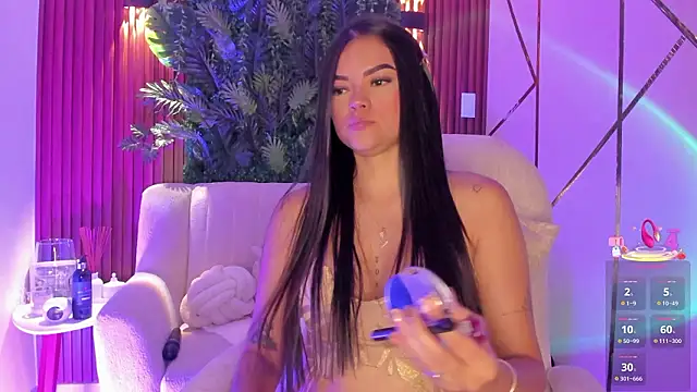 Snapshot of foxxxmegan chatting on 18, 3, 2026 foxxxmegan online show from 18, 3, 2026