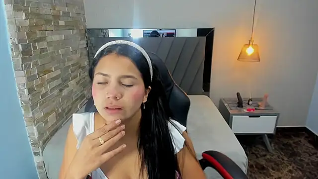 Snapshot of TATIGOLD2 chatting on 8, 1, 2026 TATIGOLD2 online show from 8, 1, 2026