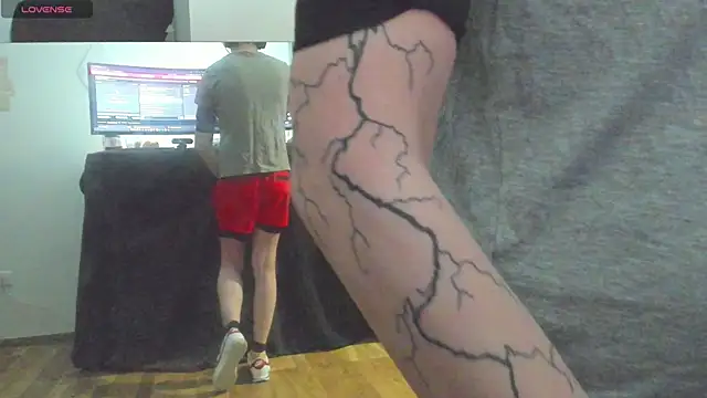 Snapshot of Khelanxxx chatting on 3, 2, 2025 Khelanxxx online show from 3, 2, 2025