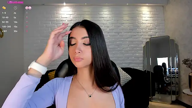 Snapshot of ValeriaVelvet chatting on 17, 1, 2025 ValeriaVelvet online show from 17, 1, 2025