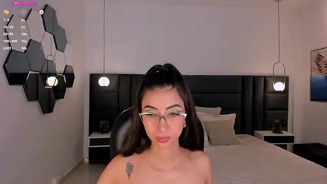 Snapshot of ValeriaVelvet chatting on 19, 3, 2025 ValeriaVelvet online show from 19, 3, 2025