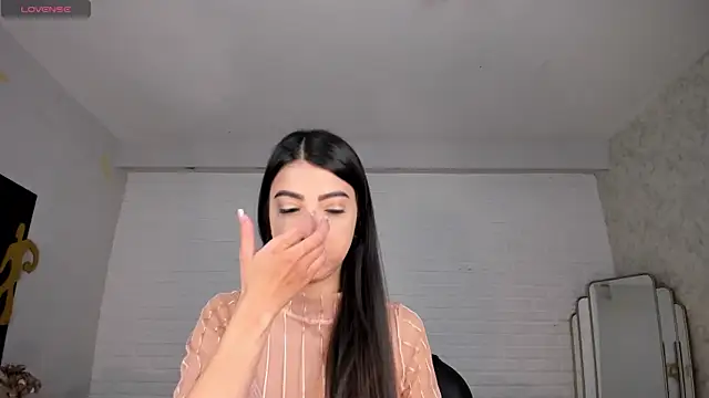 Snapshot of ValeriaVelvet chatting on 20, 10, 2025 ValeriaVelvet online show from 20, 10, 2025