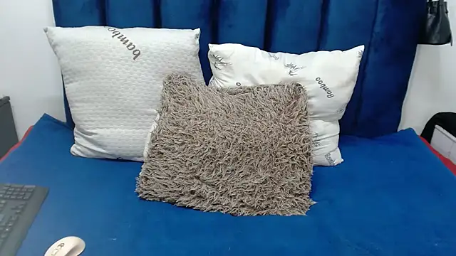 Thickchocolatex2 online show from 14, 3, 2026