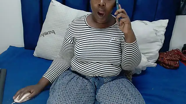 Thickchocolatex2 online show from 23, 3, 2026