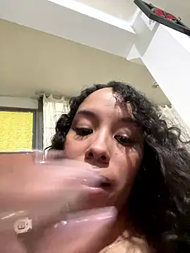 Snapshot of MarieLeon chatting on 11, 1, 2026 MarieLeon online show from 11, 1, 2026